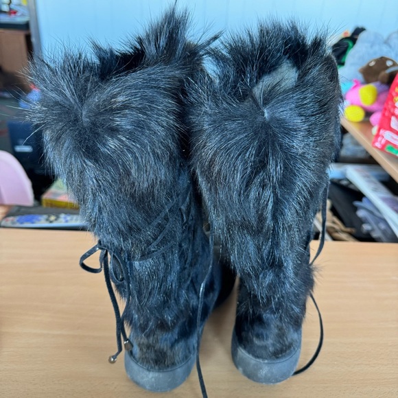 Pajar Sealskin Boots - Picture 9 of 10